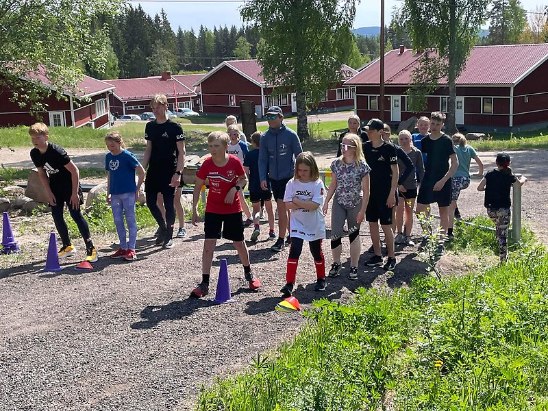 Ungdomar på Snowteam-aktivitet